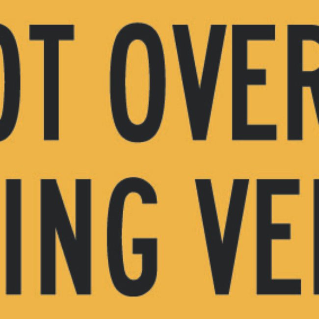 DO NOT OVERTAKE TURNING VEHICLE Legend – Class 1 Reflective 300×100 (Metal/Sticker)